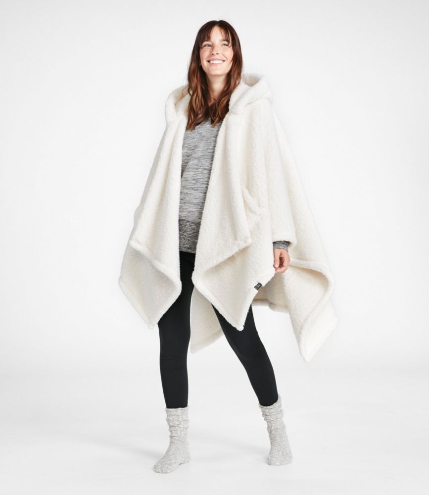 Cozy Sherpa Wearable Throw